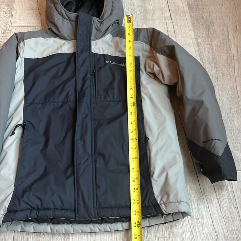Columbia Waterproof Omnishield Grey Color‎ Block Jacket Shell Size 10/12 Youth